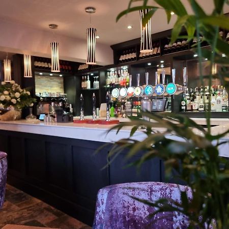 The Lion Hotel Brewood Eksteriør bilde