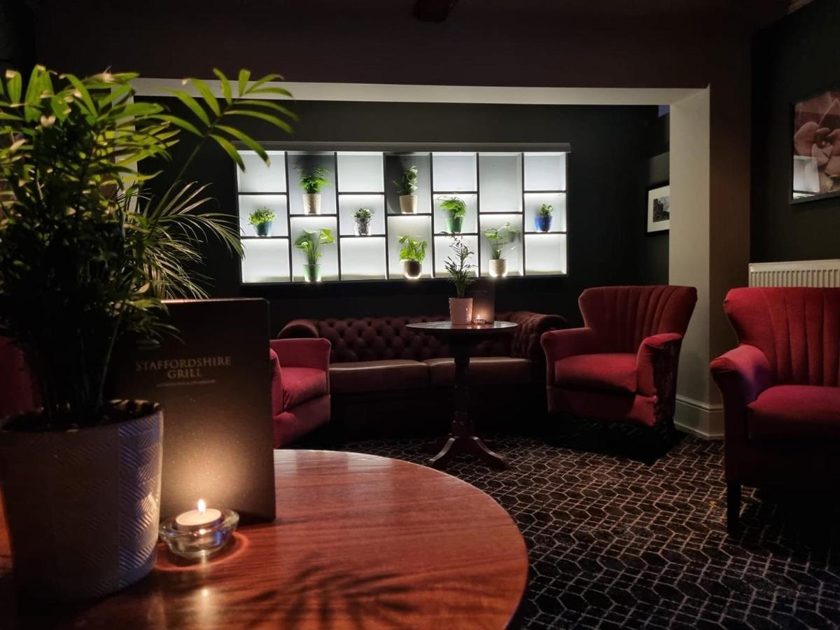 The Lion Hotel Brewood Eksteriør bilde