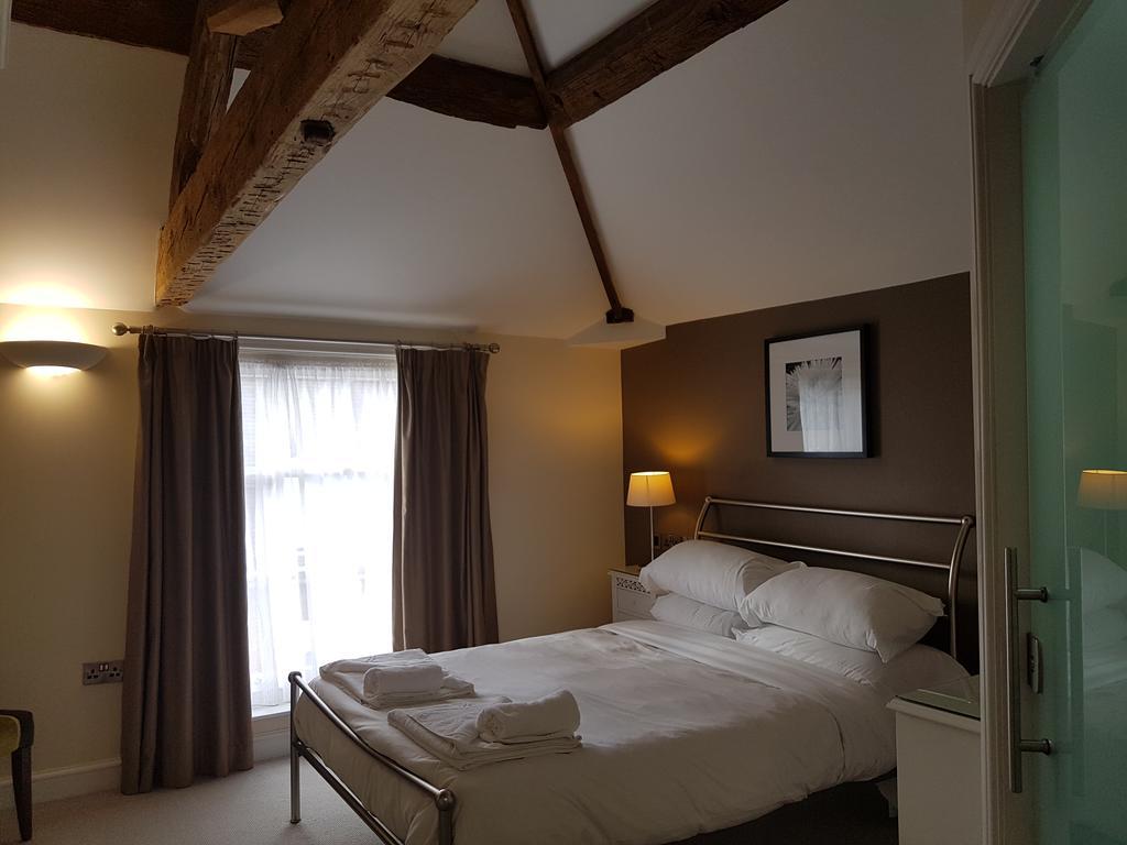 The Lion Hotel Brewood Eksteriør bilde