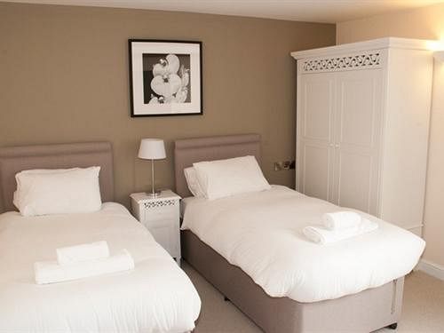 The Lion Hotel Brewood Eksteriør bilde