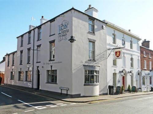 The Lion Hotel Brewood Eksteriør bilde