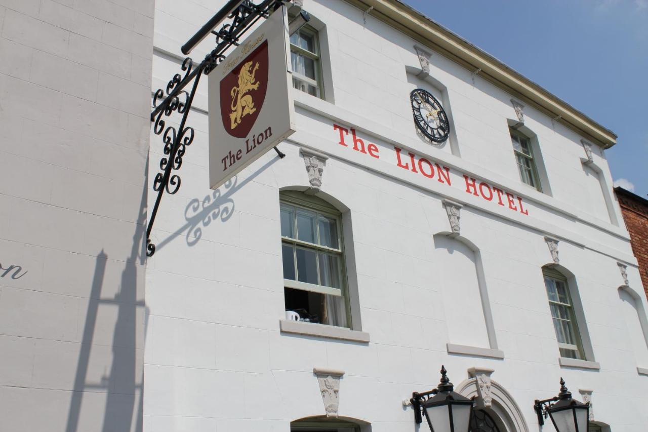 The Lion Hotel Brewood Eksteriør bilde